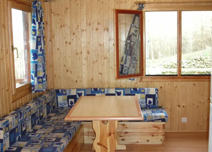 Parque de Campismo Casitas Cinco Castanos *