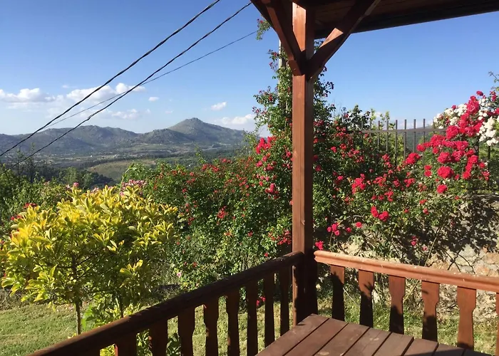 Casitas Cinco Castanos Parque de Campismo